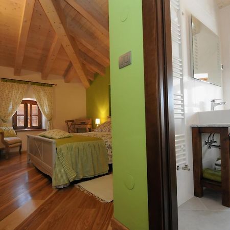 Bed & Breakfast Korta Gira Buici  部屋 写真