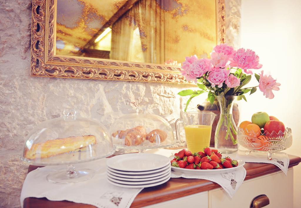 Bed & Breakfast Korta Gira Buici  エクステリア 写真